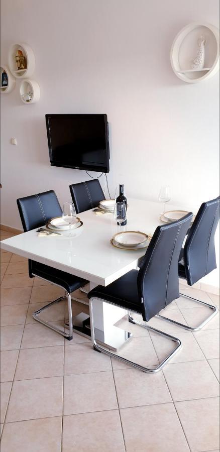 Apartment Antonio Biograd Na Moru Exteriér fotografie